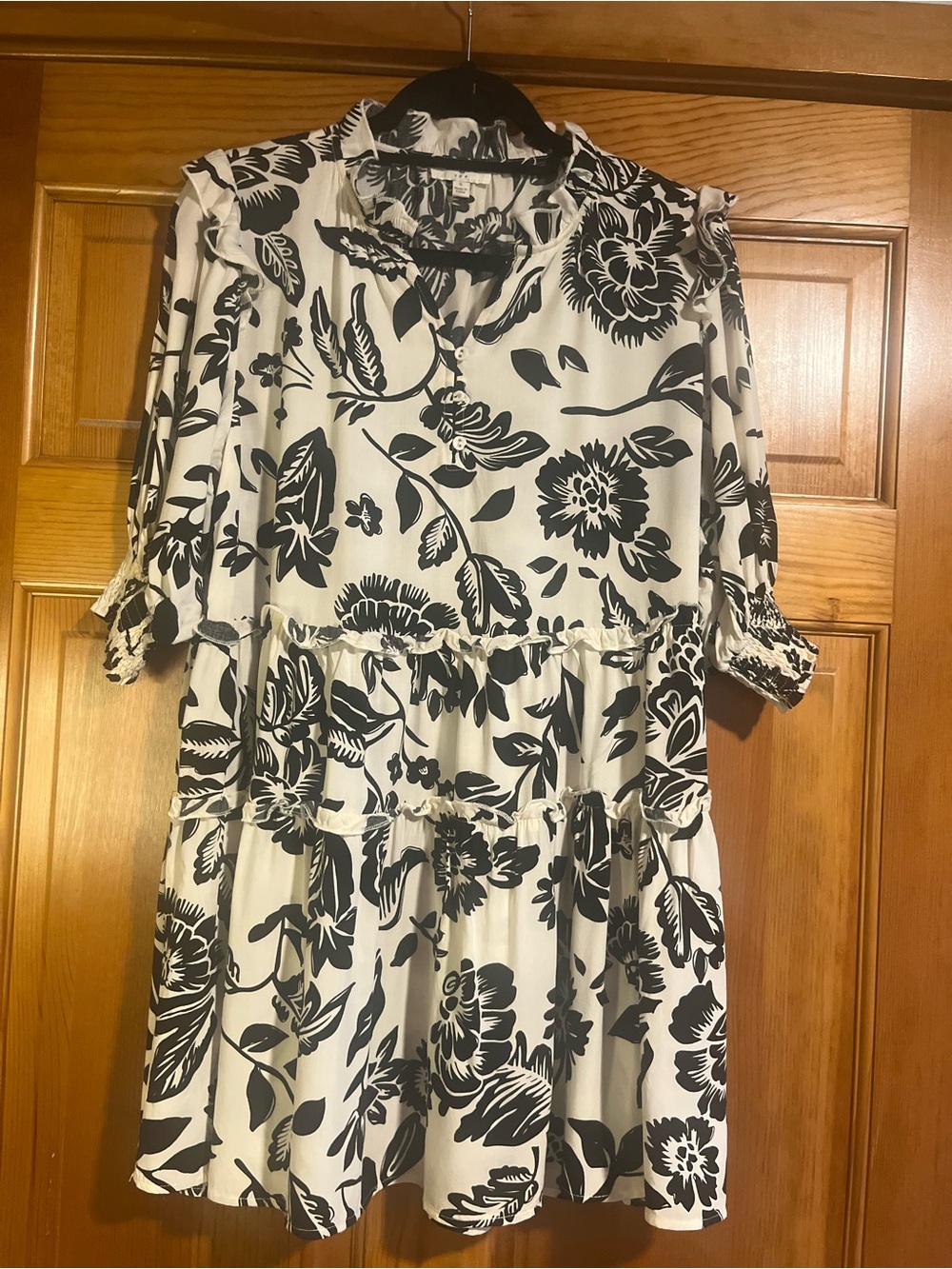 Umgee Black and White Floral Tiered Mini Dress